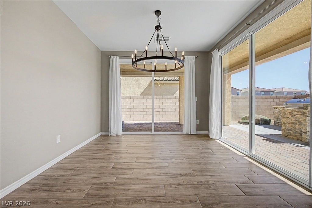 3935 Henny Avenue - Photo 7