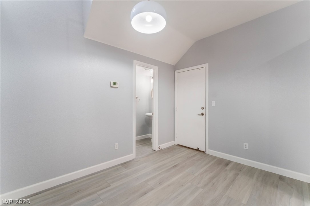 9920 Via Delores Avenue - Photo 10