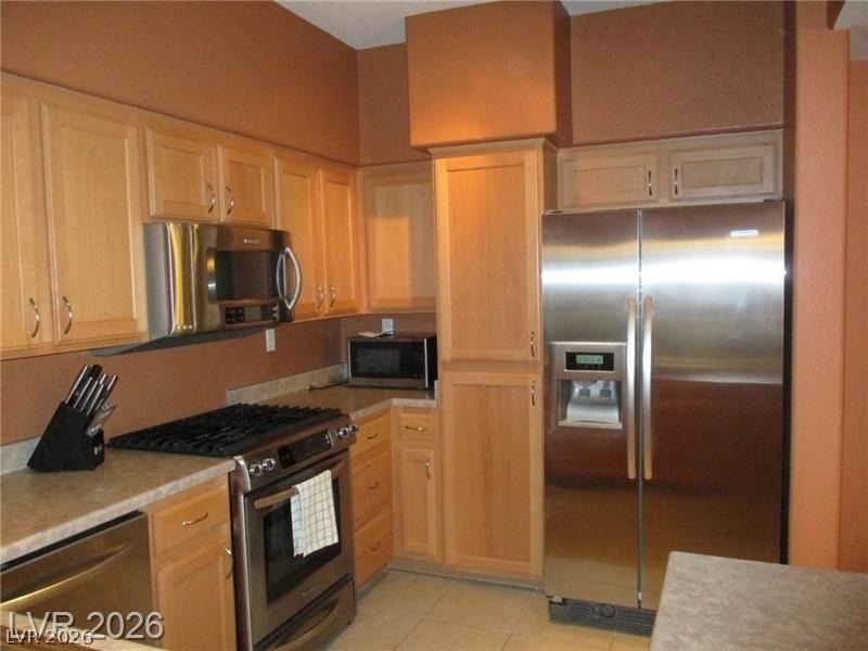 8777 W Maule Avenue - Photo 5