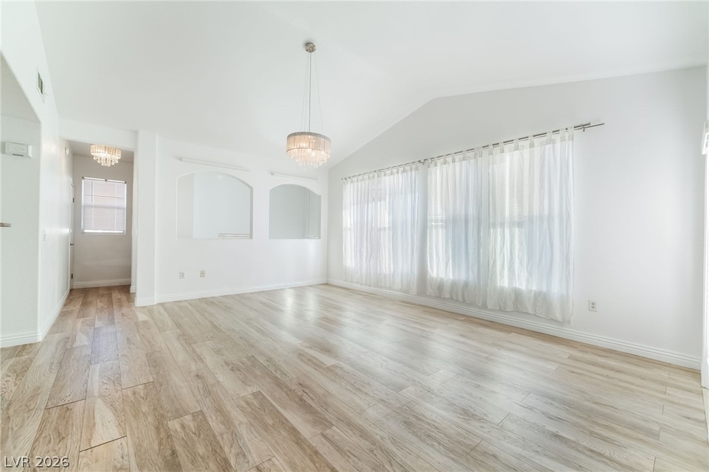9975 Peace Way - Photo 9