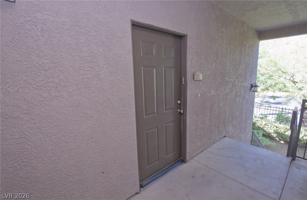 8250 N Grand Canyon Drive - Photo 1
