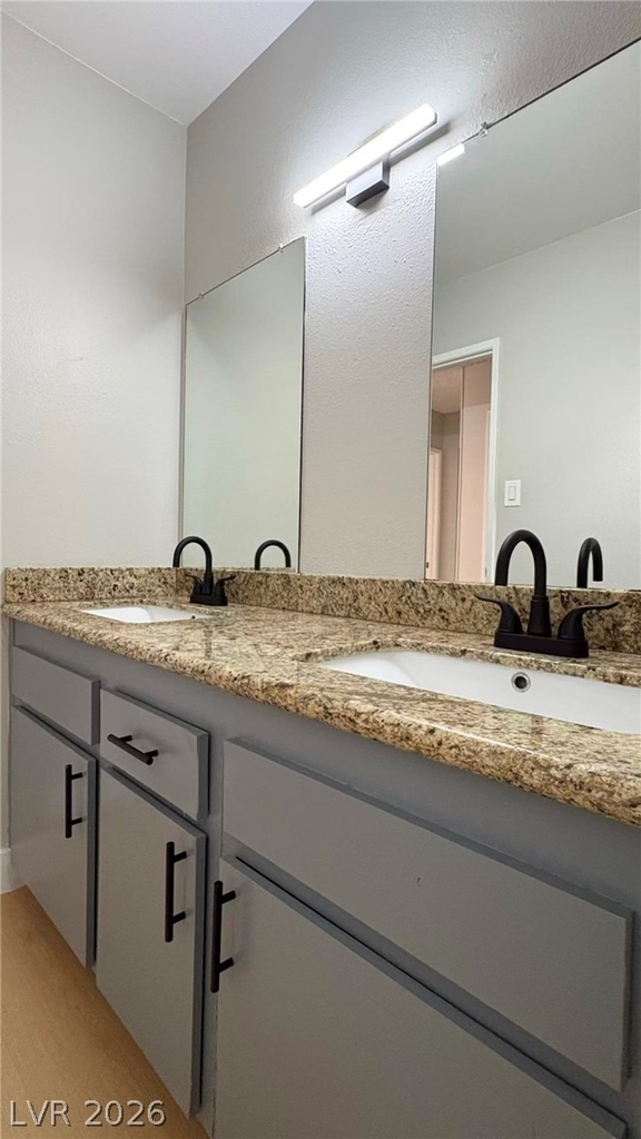 7805 Aplin Avenue - Photo 11
