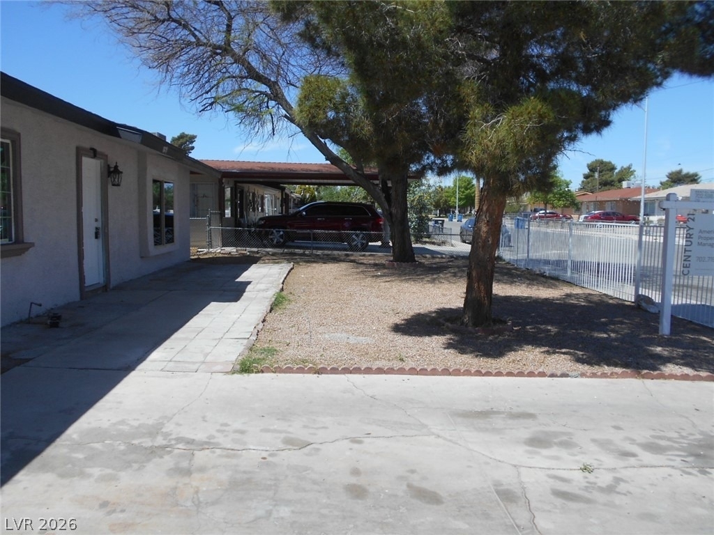 1209 Reynolds Avenue - Photo 1
