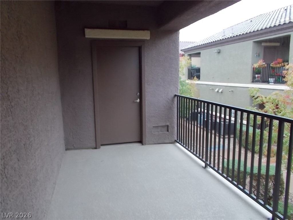 6868 Sky Pointe Drive - Photo 7