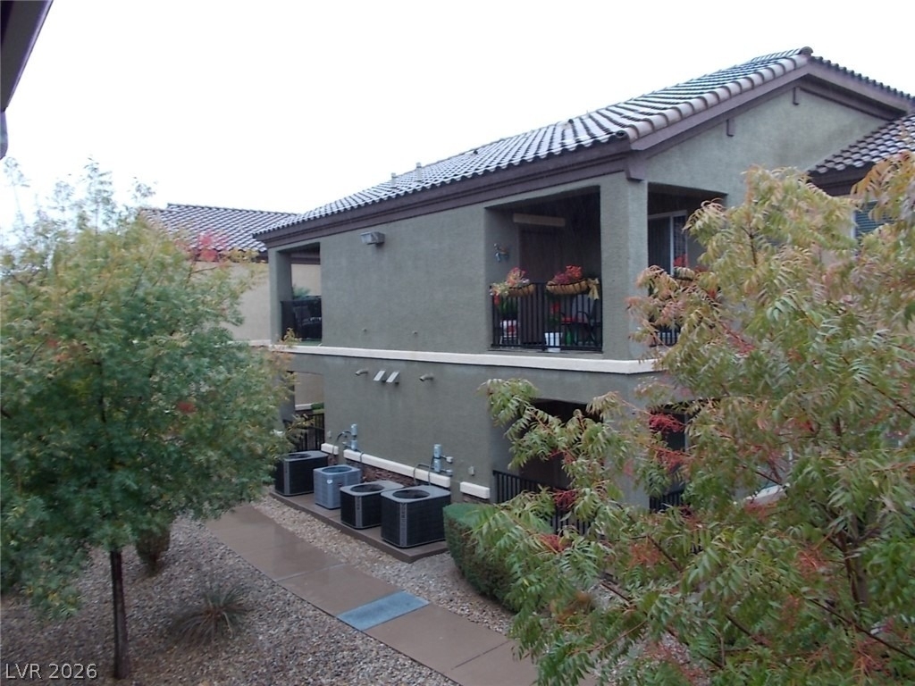6868 Sky Pointe Drive - Photo 9