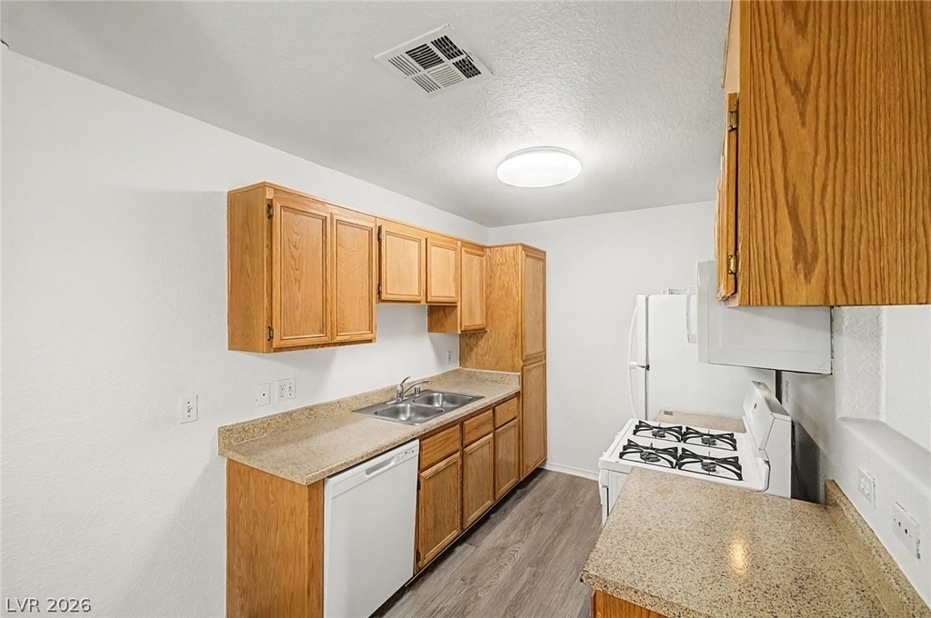 4730 Craig Road - Photo 9
