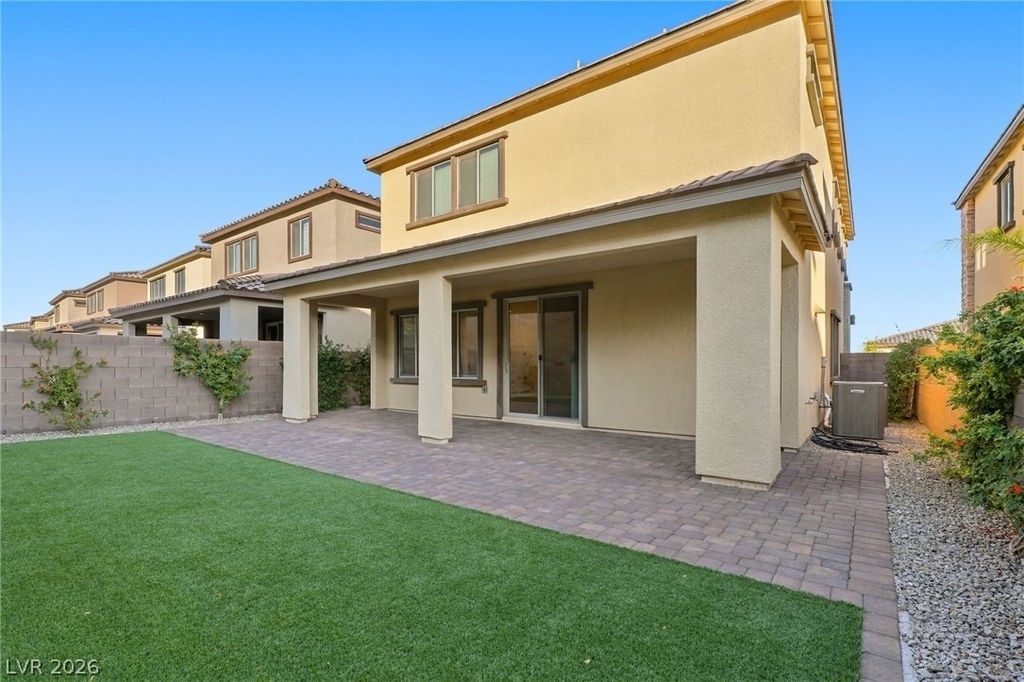 169 Medianoche Street - Photo 38