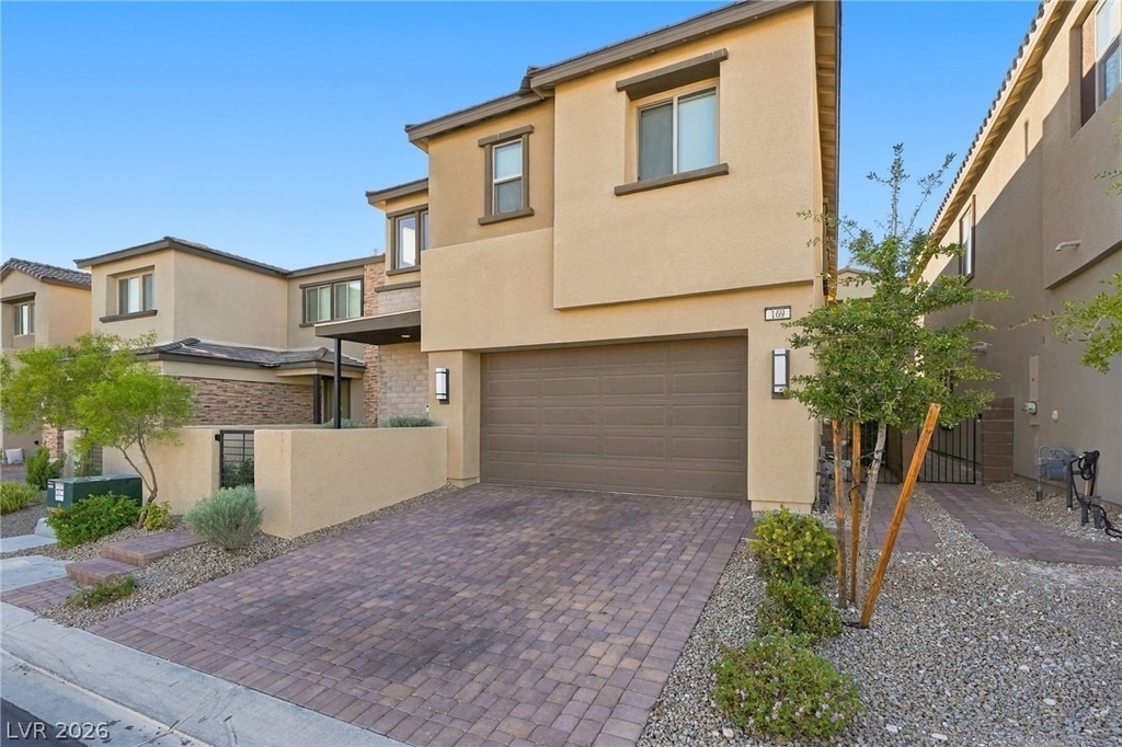 169 Medianoche Street - Photo 2