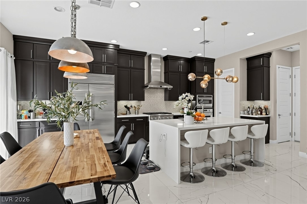 881 Barrhead Avenue - Photo 3