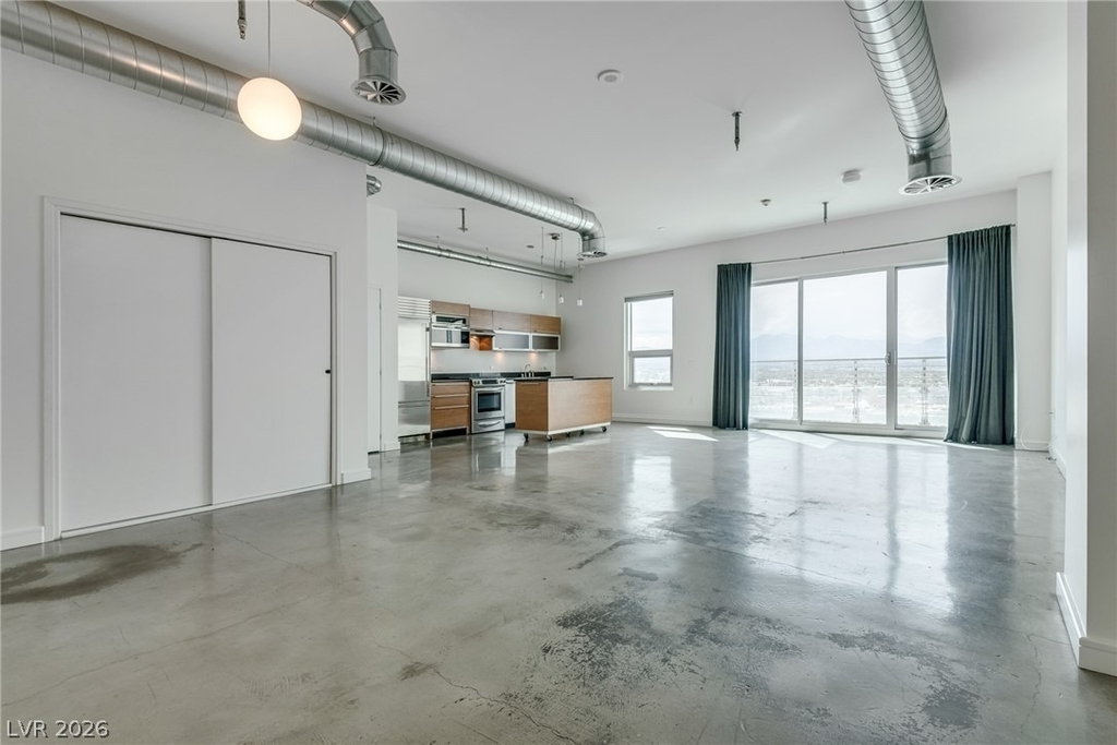 200 Hoover Avenue - Photo 4