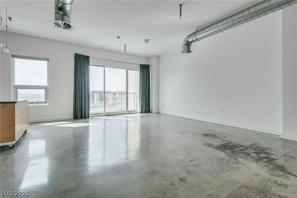200 Hoover Avenue - Photo 7