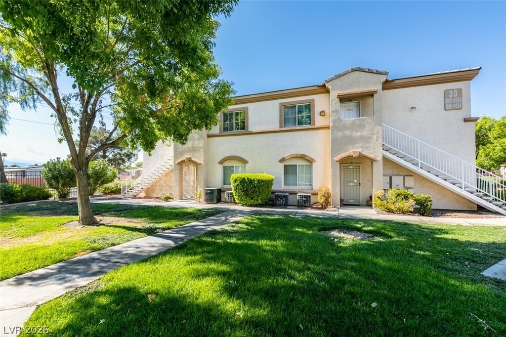 3400 Cabana Drive - Photo 2