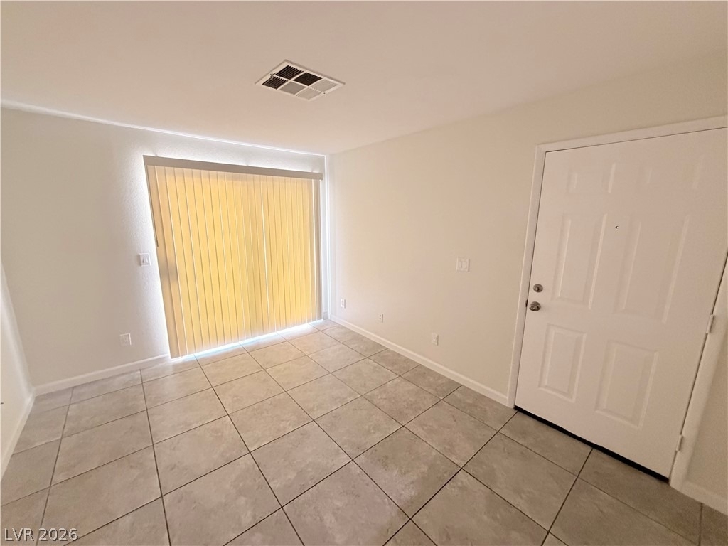 5211 Lindell Road - Photo 8