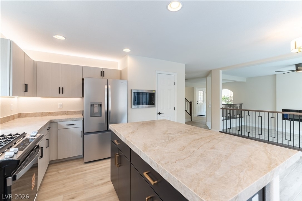 11003 Royal Highlands Street - Photo 6
