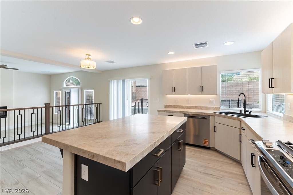 11003 Royal Highlands Street - Photo 15