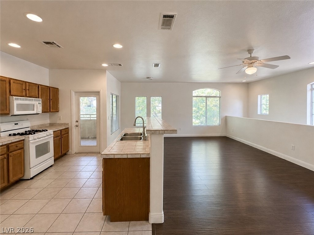 1501 Cardinal Peak Lane - Photo 6