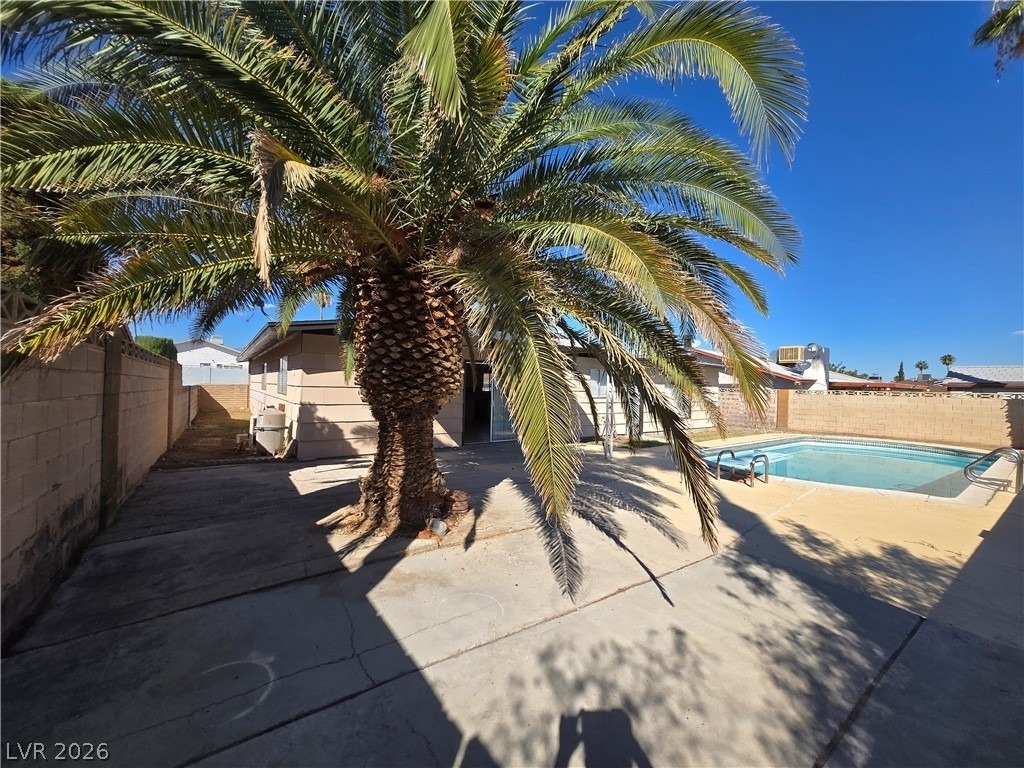 229 Breeze Street - Photo 27