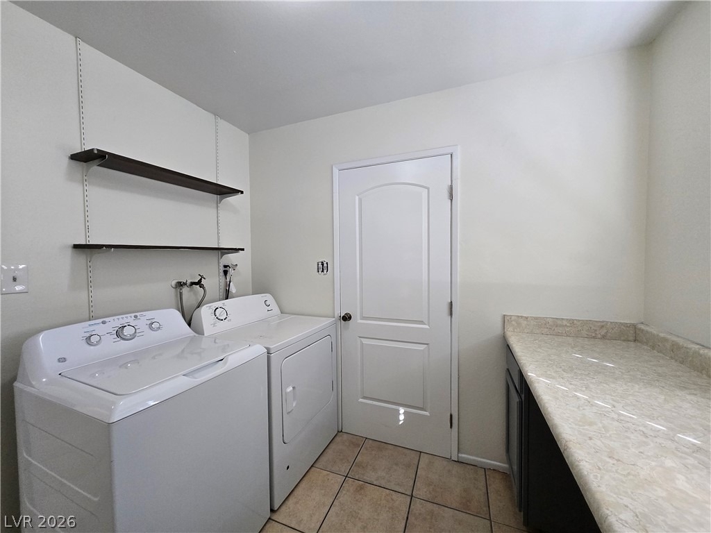 229 Breeze Street - Photo 5