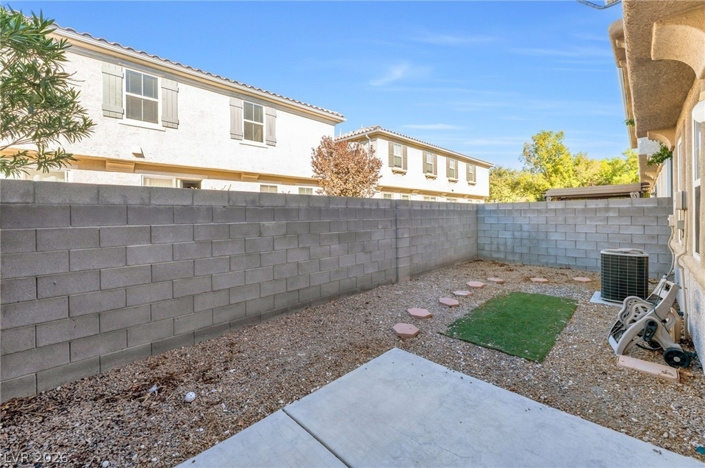 3909 Sweet Pine Street - Photo 29