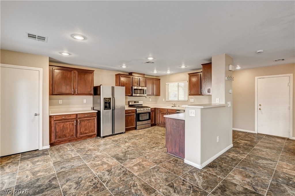 312 Snow Dome Avenue - Photo 3