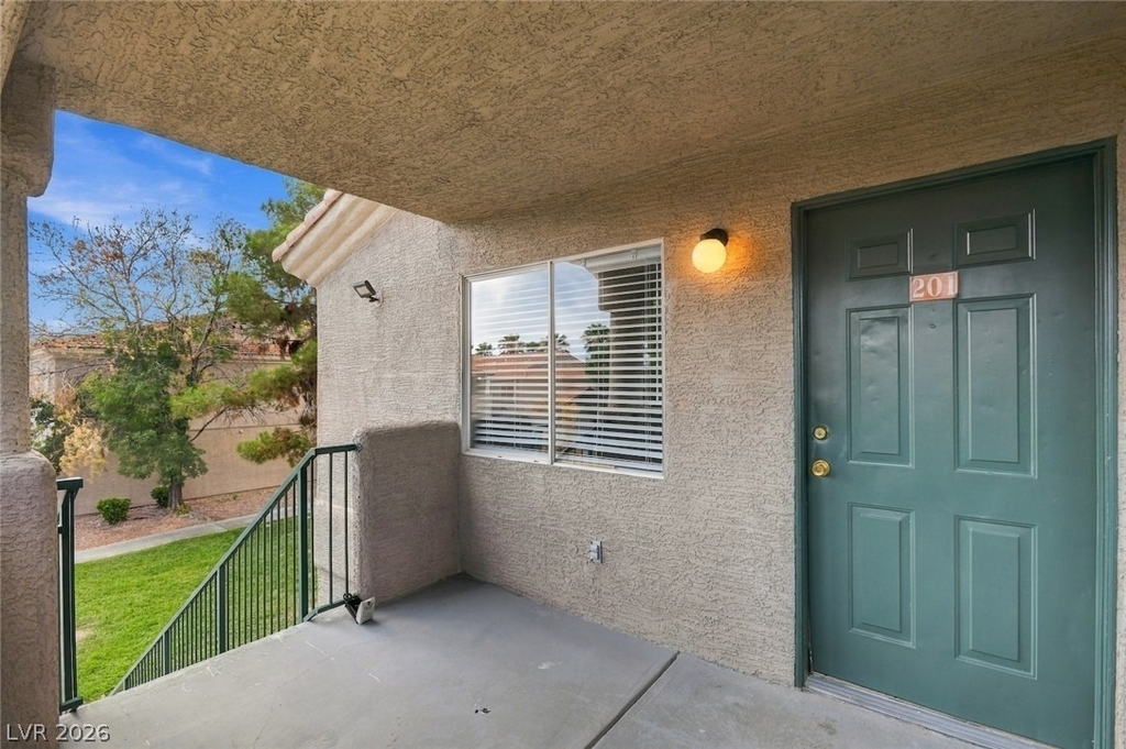 2216 Benmore Street - Photo 8
