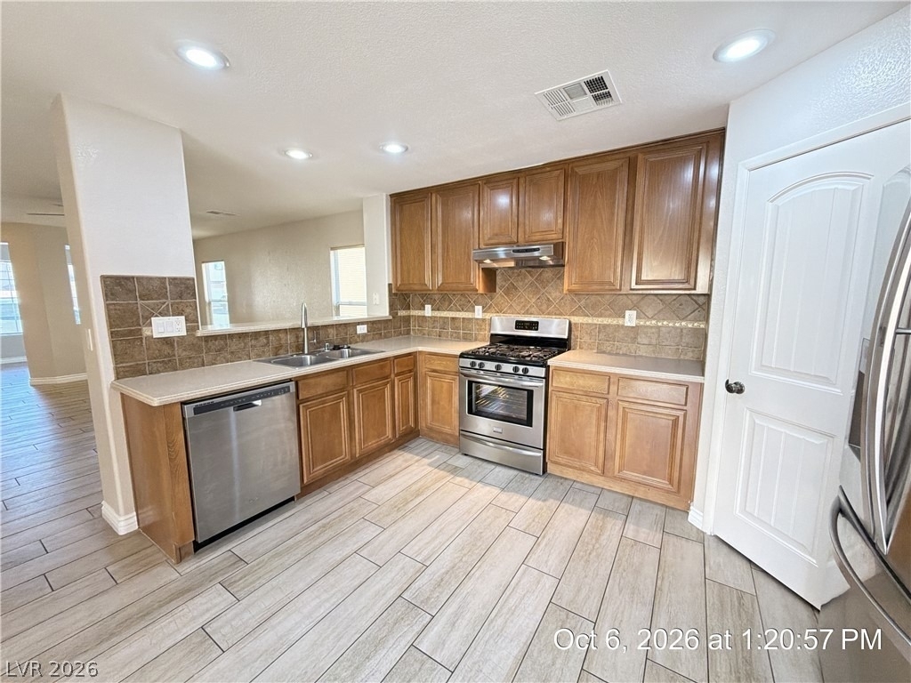 672 Wessex Drive - Photo 14