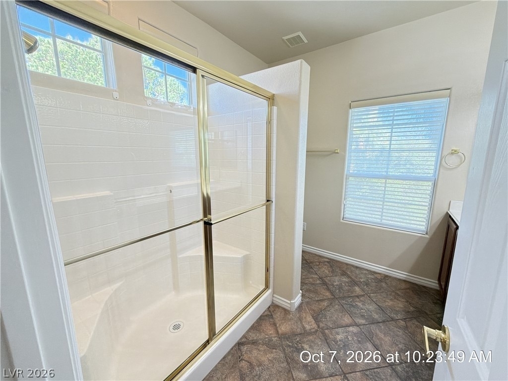 246 Queens Court - Photo 23