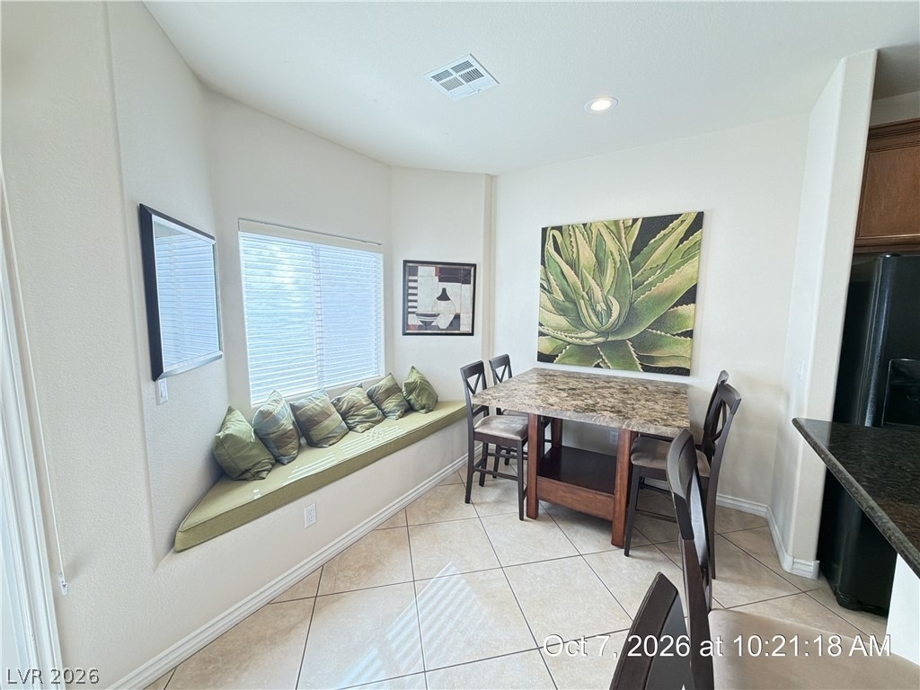246 Queens Court - Photo 8