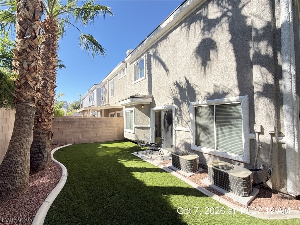 246 Queens Court - Photo 39
