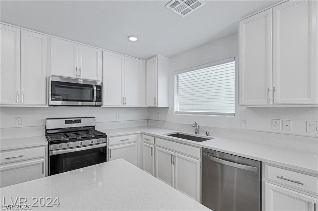 5323 Barcola Avenue - Photo 10