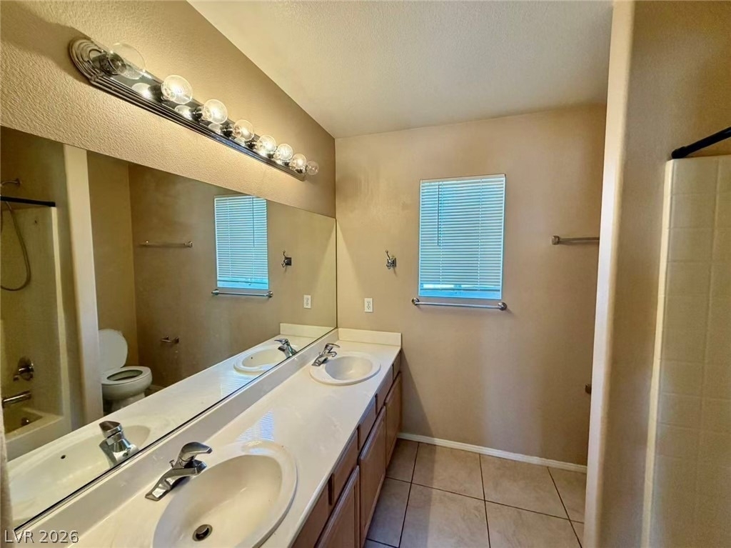 2467 Sheltered Meadows Lane - Photo 15