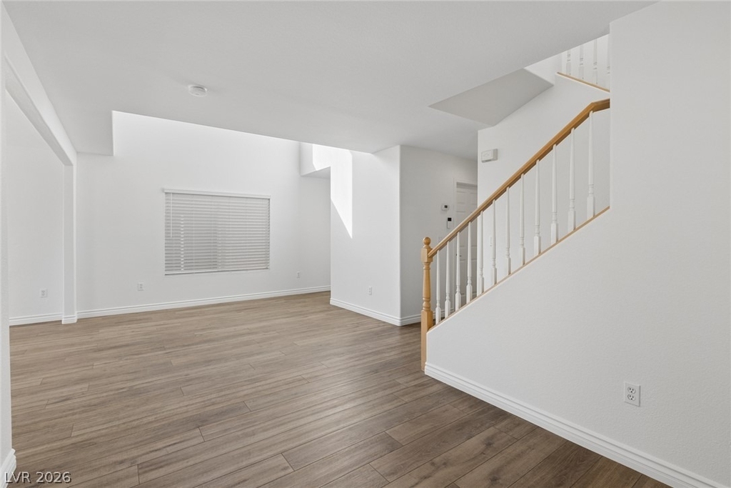 548 Aspen Leaf Street - Photo 10
