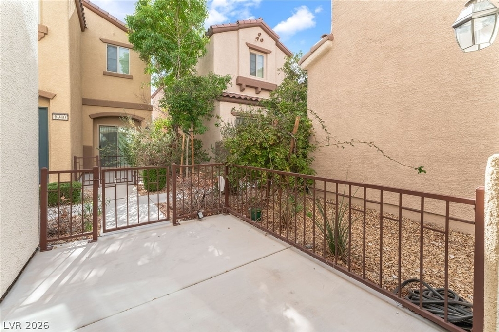 8941 Glass Gallery Court - Photo 19