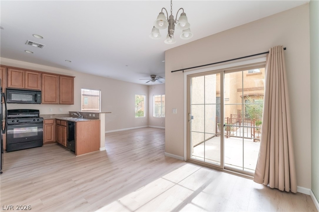 8941 Glass Gallery Court - Photo 4