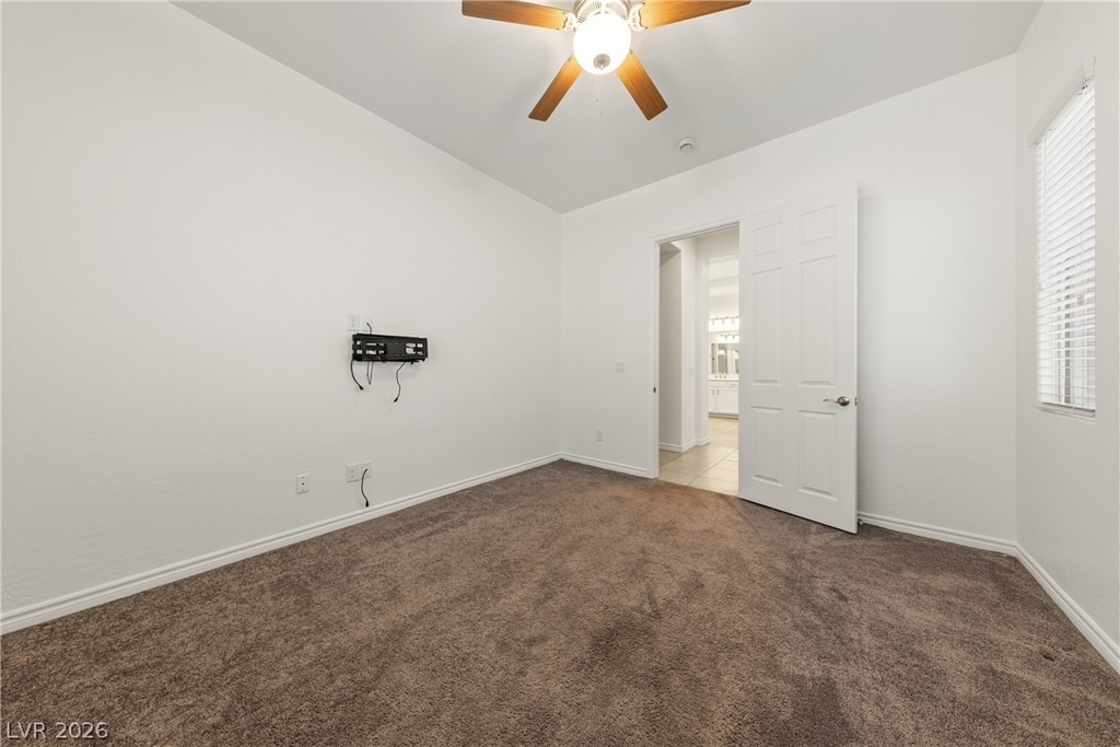 10100 Cambridge Brook Avenue - Photo 14