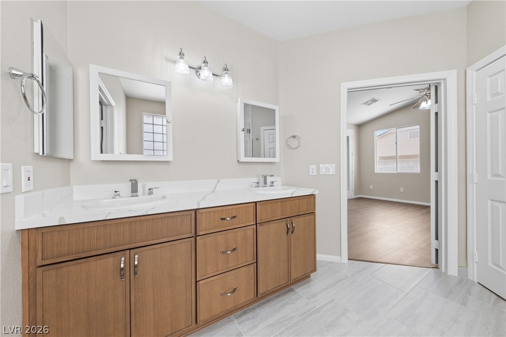 9613 Cherry Canyon Avenue - Photo 18
