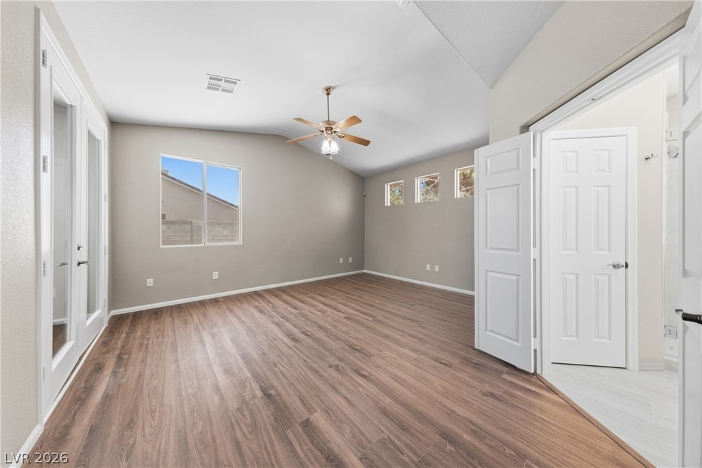 9613 Cherry Canyon Avenue - Photo 16