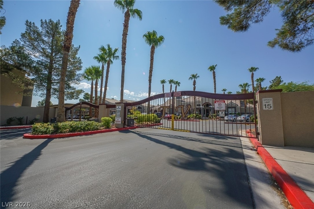 5055 W Hacienda Avenue - Photo 47
