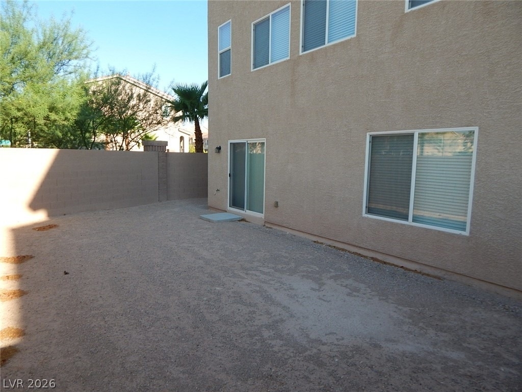 5869 Pillar Rock Avenue - Photo 3