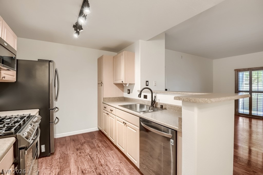 8250 N Grand Canyon Drive - Photo 3