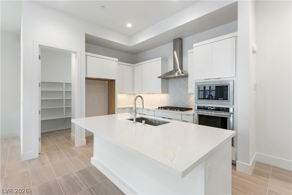 647 Spotted Falcon Street - Photo 8