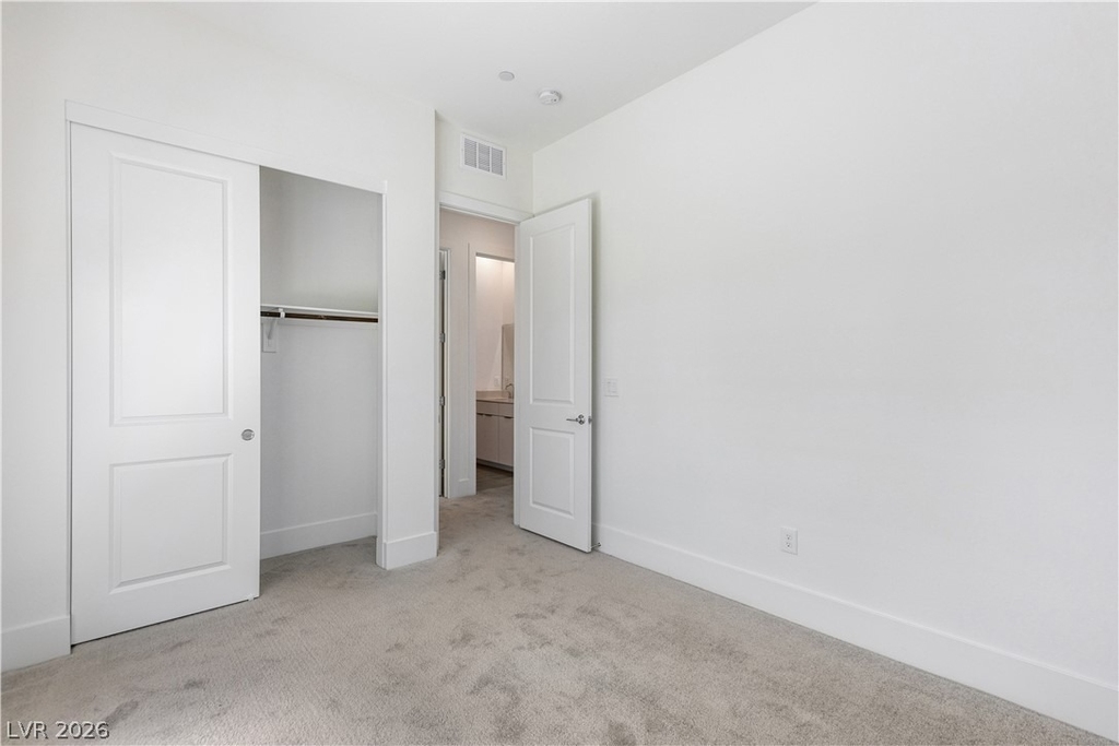 647 Spotted Falcon Street - Photo 40