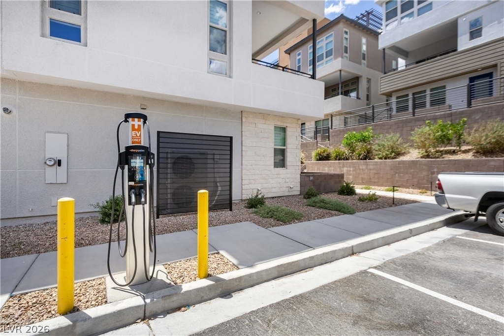 647 Spotted Falcon Street - Photo 50