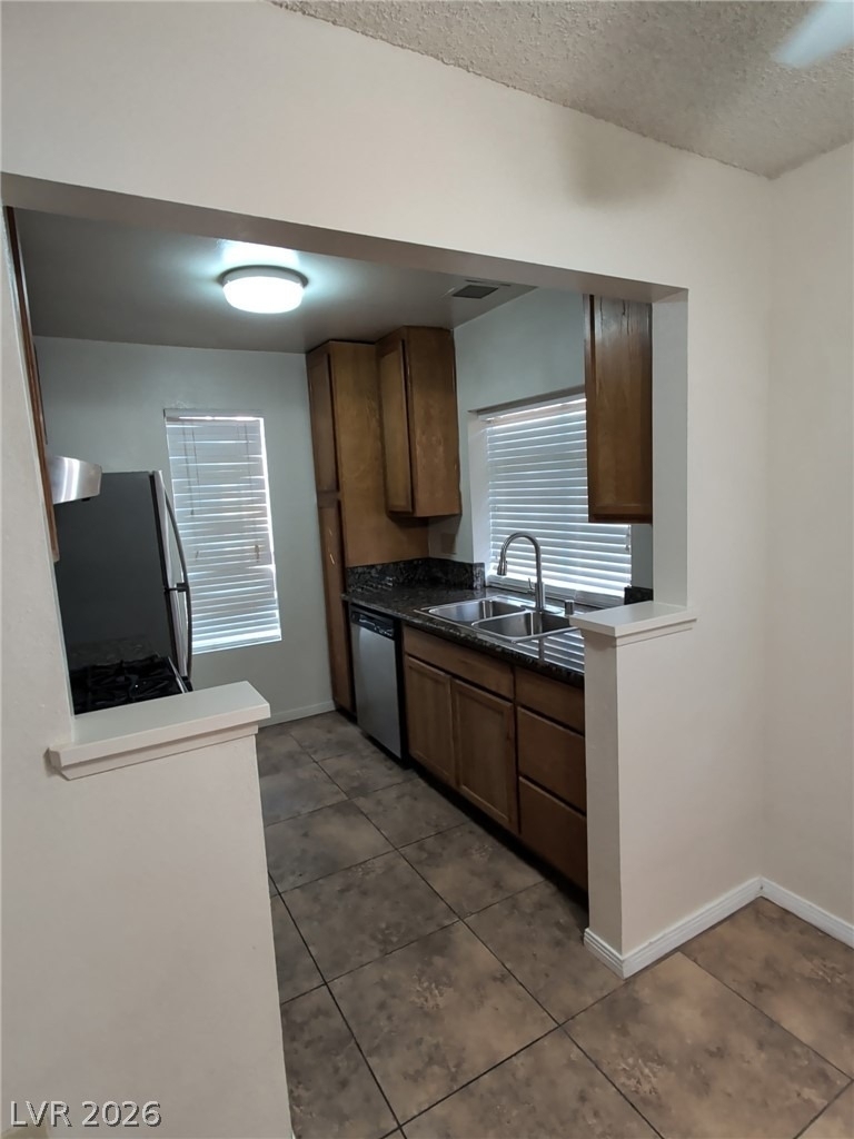4813 Nara Vista Way - Photo 4