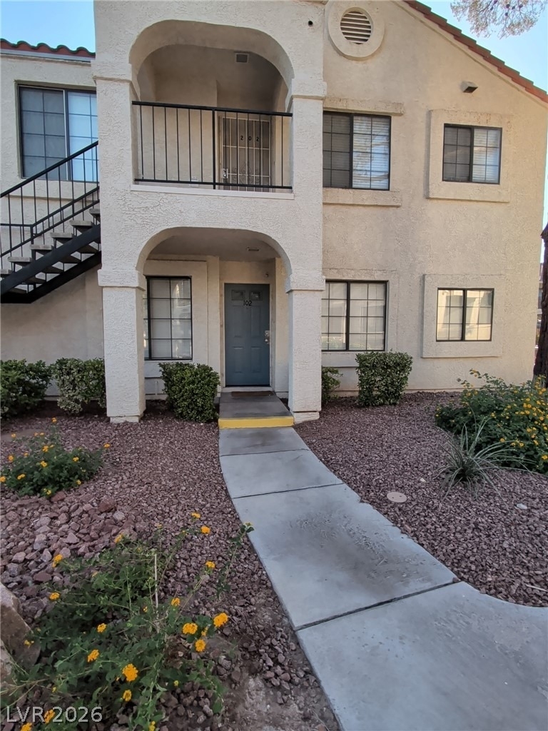 4813 Nara Vista Way - Photo 0