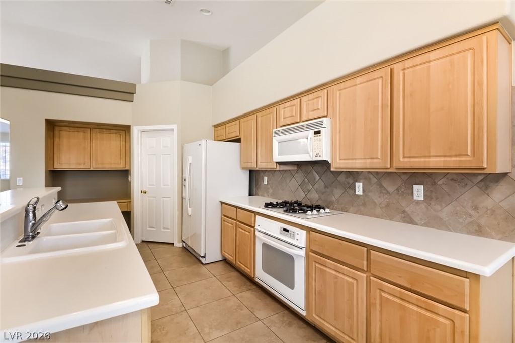 1107 Bear Cub Court - Photo 4