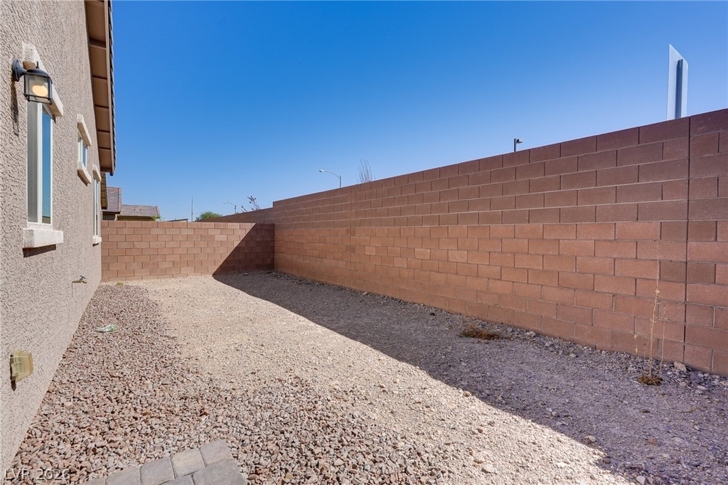 7039 Atwood Peaks Avenue - Photo 23