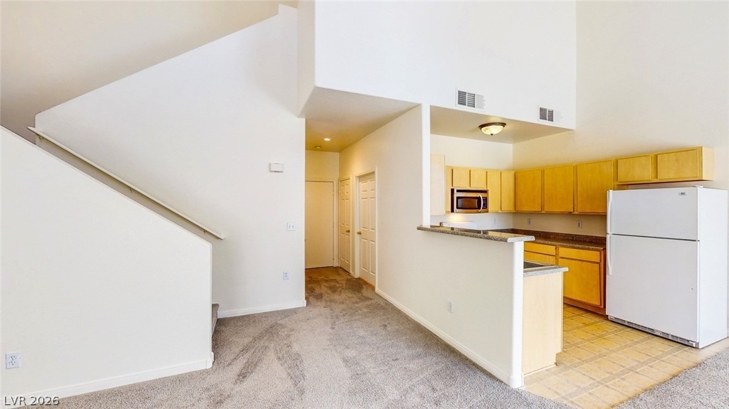4915 E Russell Road - Photo 7