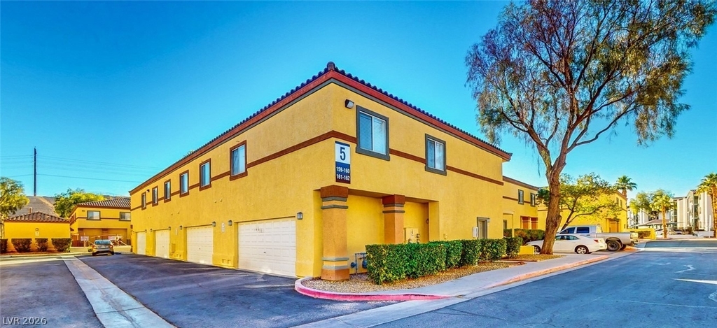 4915 E Russell Road - Photo 1
