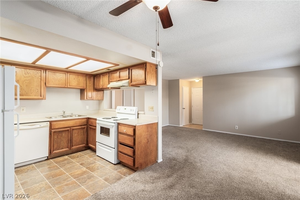 3701 Snorkel Circle - Photo 9